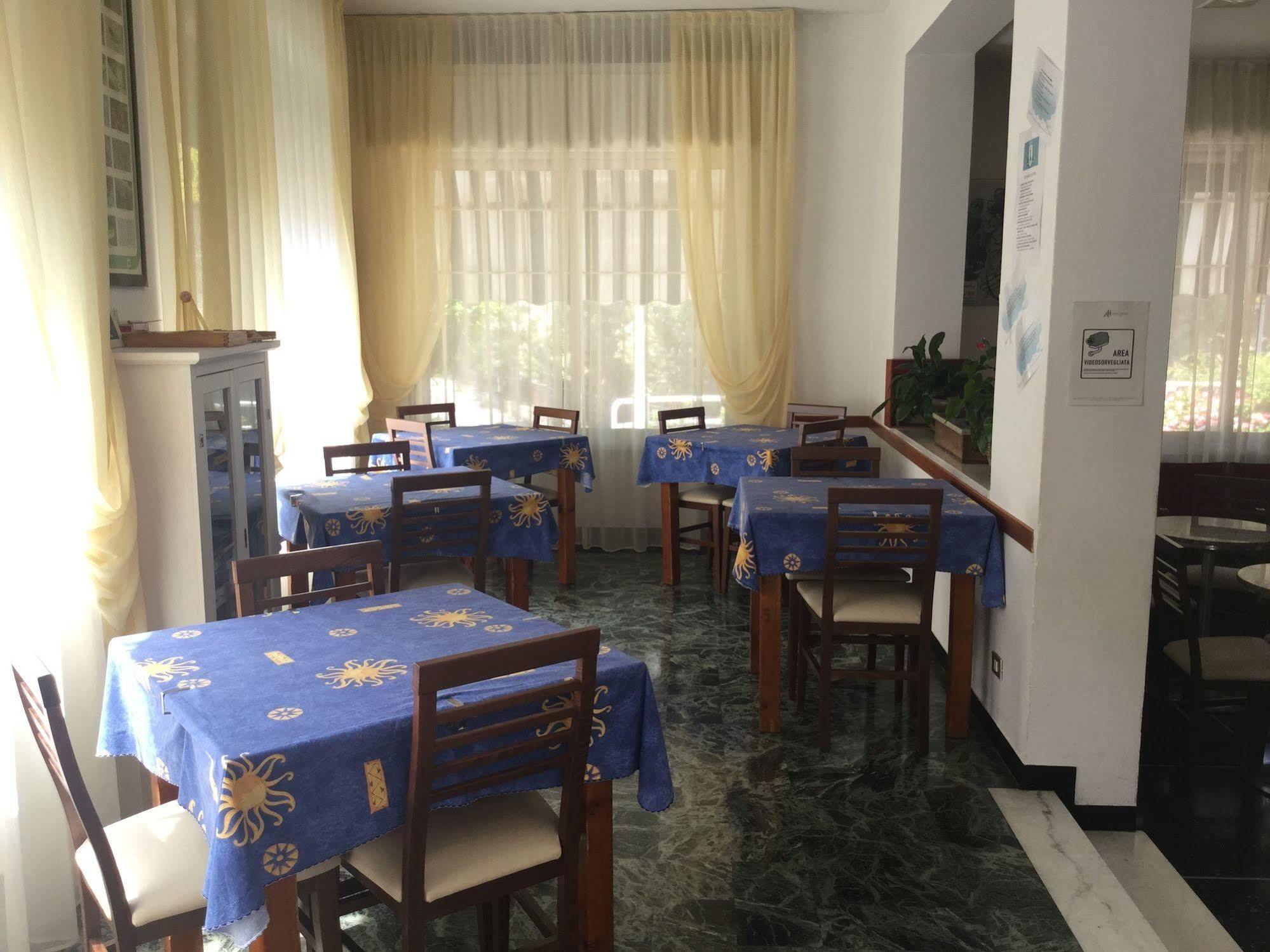 Albergo Adriana سيلي ليجور المظهر الخارجي الصورة